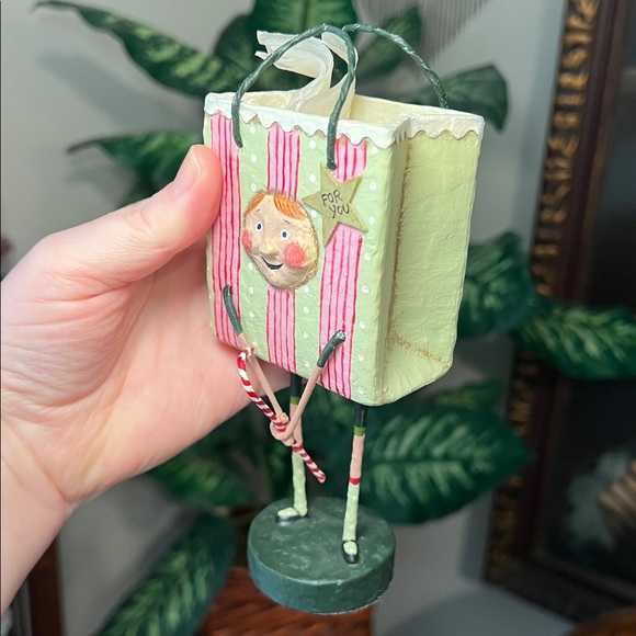 Vintage Christmas Kitsch Lori Mitchell Presents For You Gift Bag Figurine - Picture 8 of 10